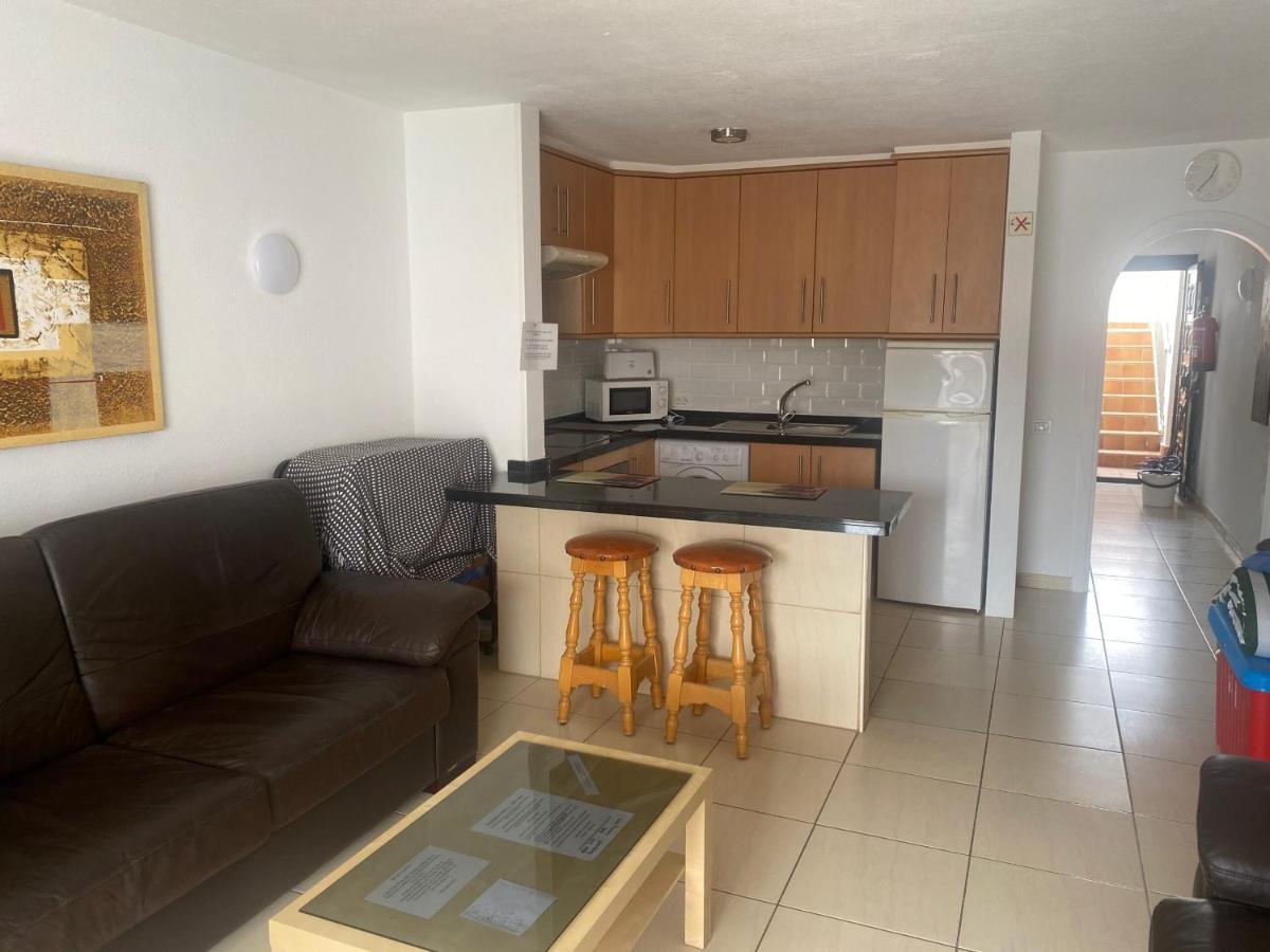 Apartments Victoria Court 1 6A2 Arona  Esterno foto